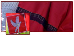 REFERENCIA #9950 SIZE: 20"W X 75" L  $195
COLOR ROJO.  El adorno rojo con letras blancas que va en la parte del frente es llamado "ATARAHS" y lleva escrito en español DEUTERONOMIO 6-5 y en las cuatro puntas llevan bordadas en blanco el RUAJ HAKADOSH (El simbolo del ESPIRITU SANTO),  con sus respectivos "TZITZIS" que representan los mandamientos.
CADA UNO DE NUESTROS TALLITS TRAEN SU PROPIA BOLSA DEL MISMO COLOR DEL TALLIT.